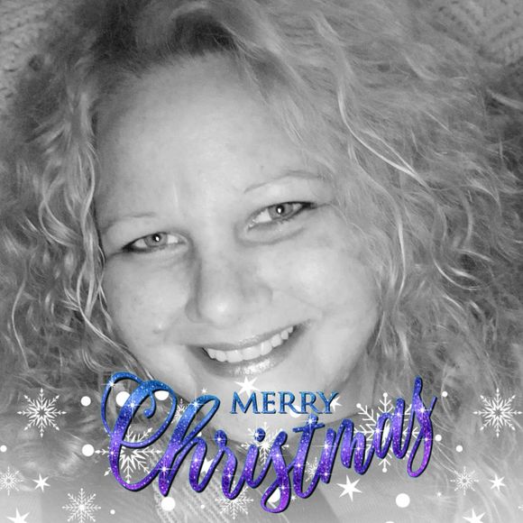 Meet your Posher, Lisa - Picture 1 of 1